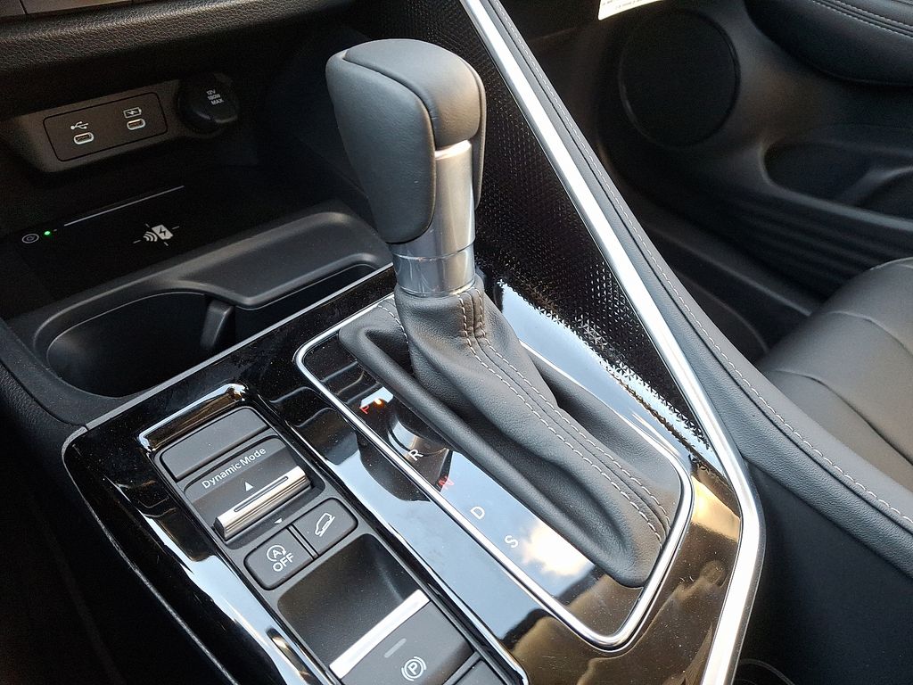 Thumbnail: 2025 Acura ADX - 6