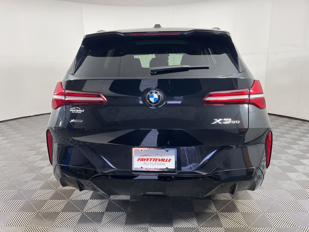 Thumbnail: 2026 BMW X3 - 12