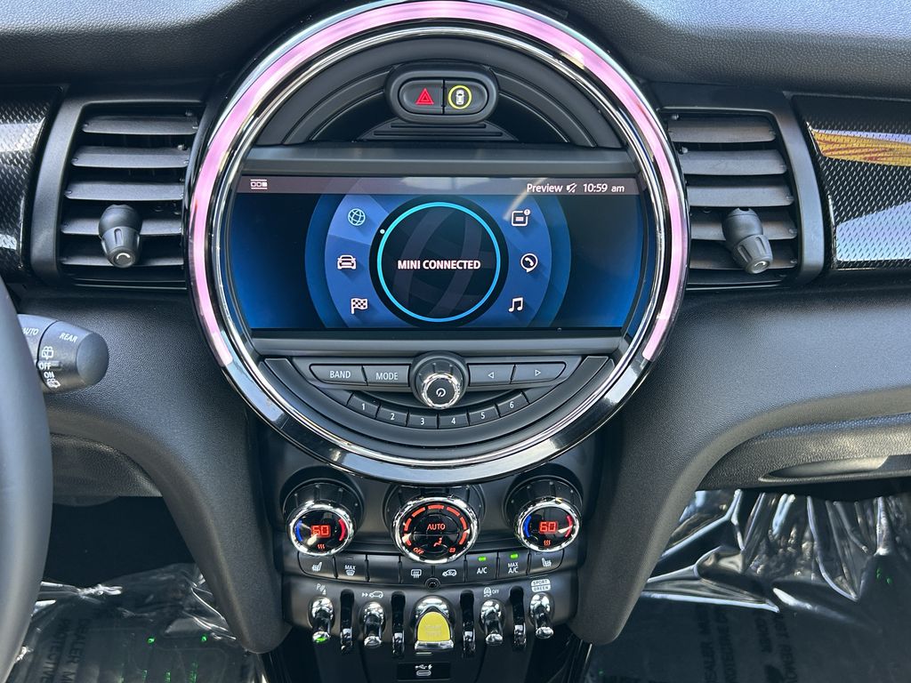 2021 MINI Cooper SE 24