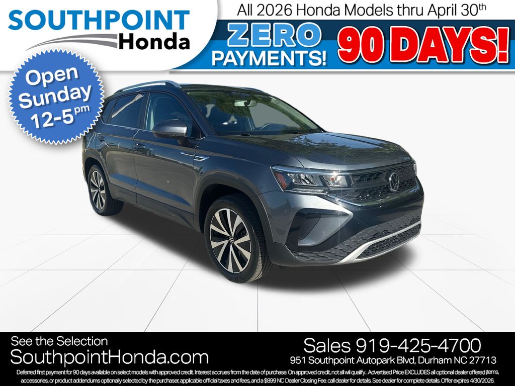 Platinum Gray Metallic 2022 Volkswagen Taos SE 4Motion SUV / Crossover All-Wheel Drive 7-Speed Dual Clutch