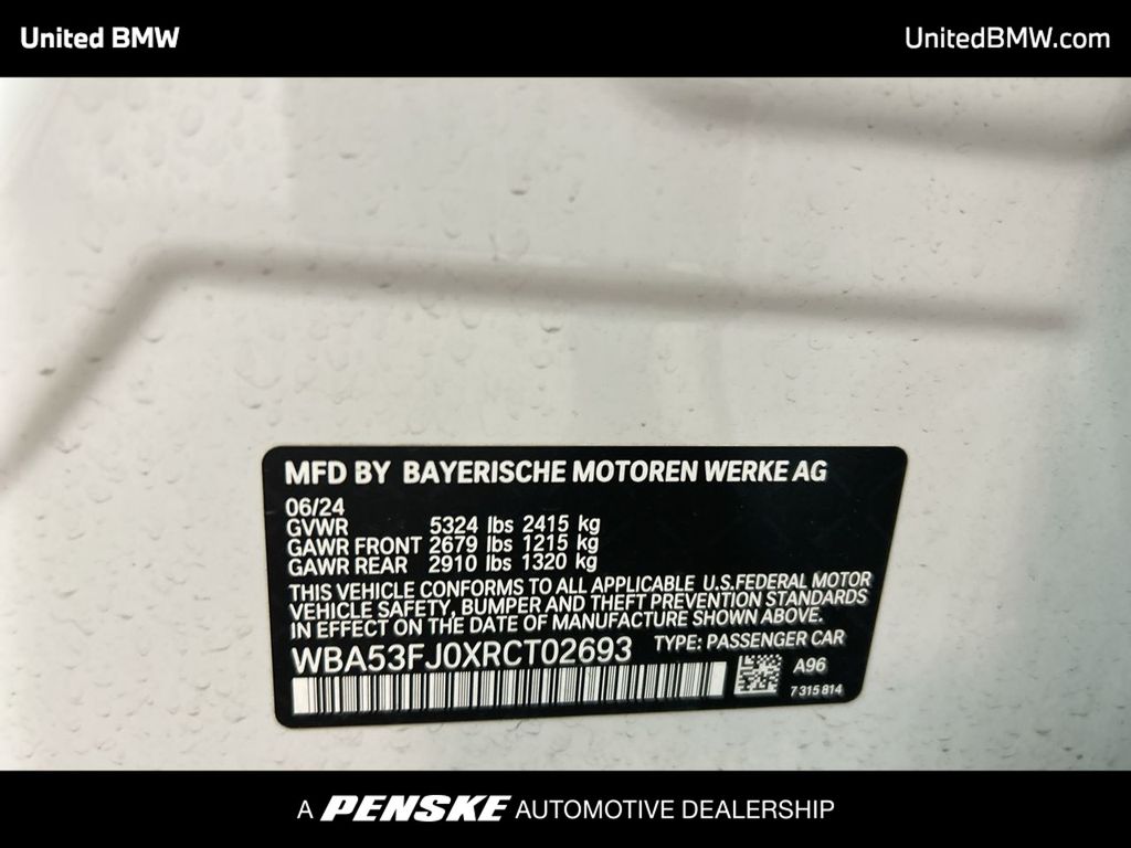 Thumbnail: 2024 BMW 5 Series - 13