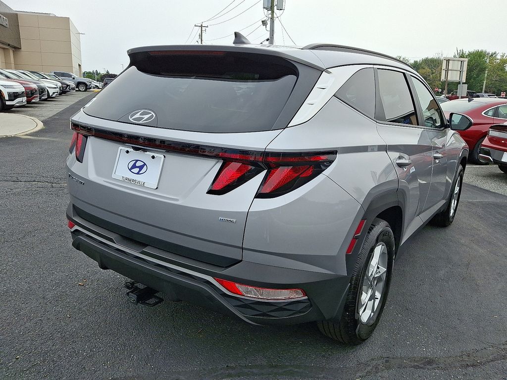 Thumbnail: 2024 Hyundai Tucson - 6