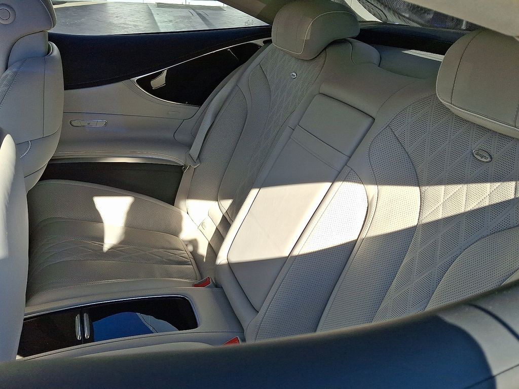 Thumbnail: 2017 Mercedes-Benz S-Class - 9