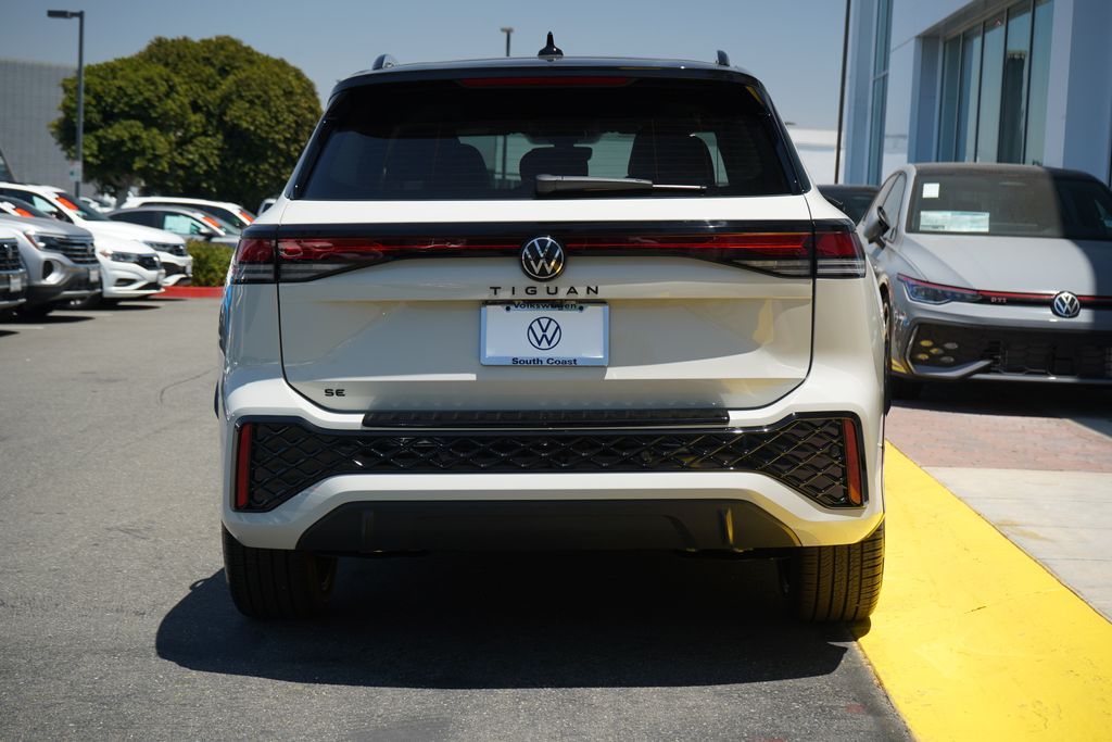 Thumbnail: 2026 Volkswagen Tiguan - 4