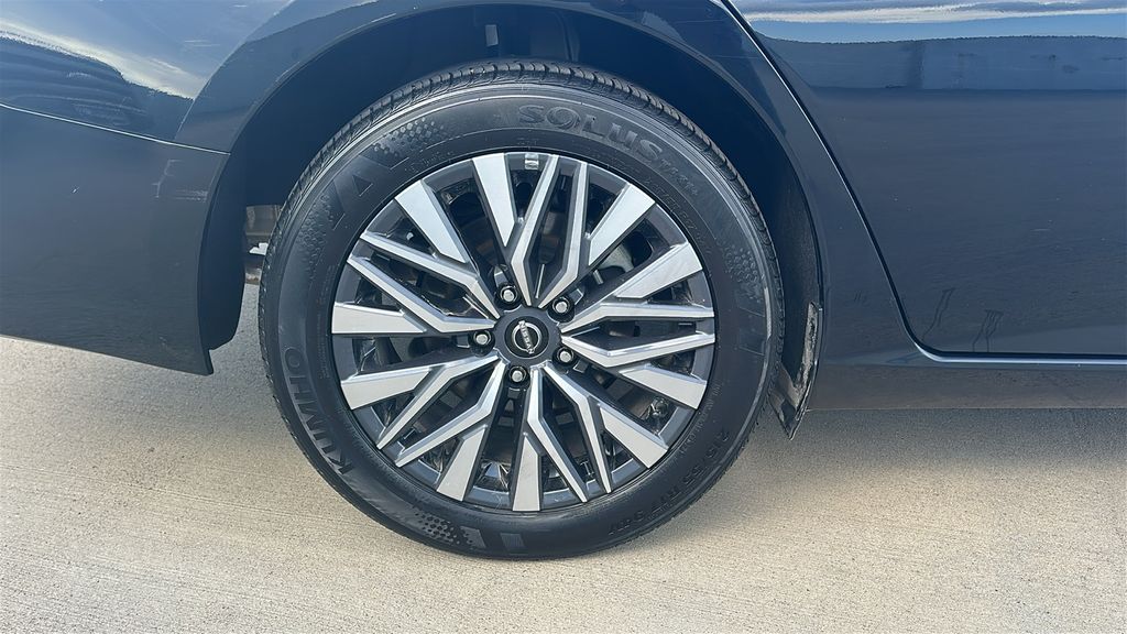2025 Nissan Altima 2.5 SV Black at Durrett Motor Company