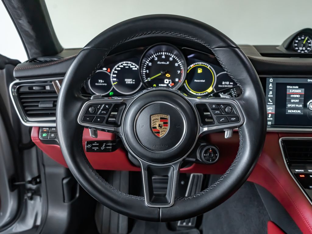 Certified Used 2018  Porsche Turbo S image 18