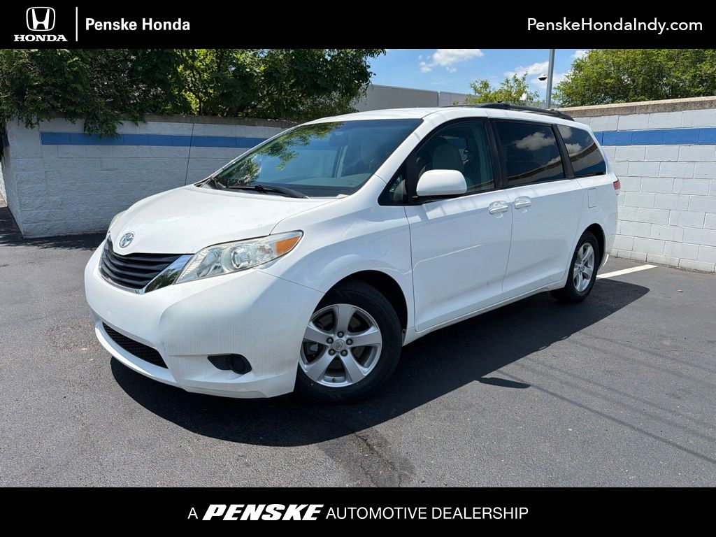 2012 Toyota Sienna LE -
                  Indianapolis, IN