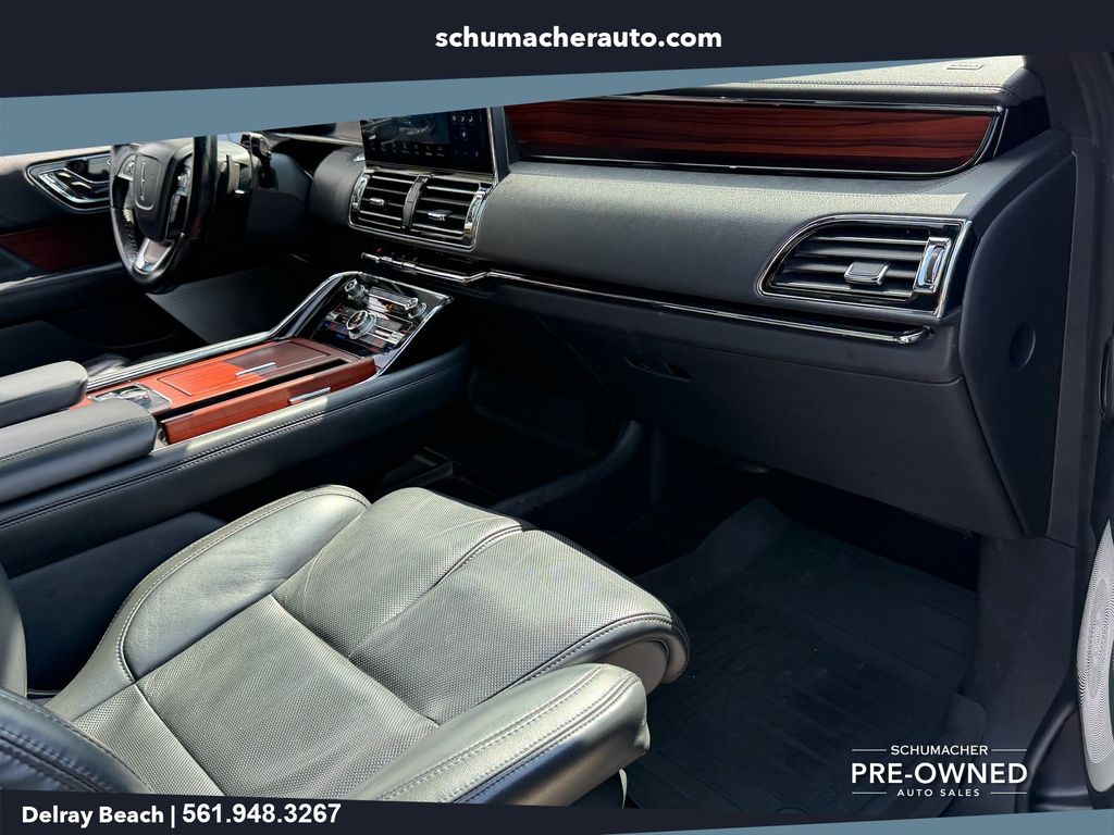used 2022 Lincoln Navigator car, priced at $51,167