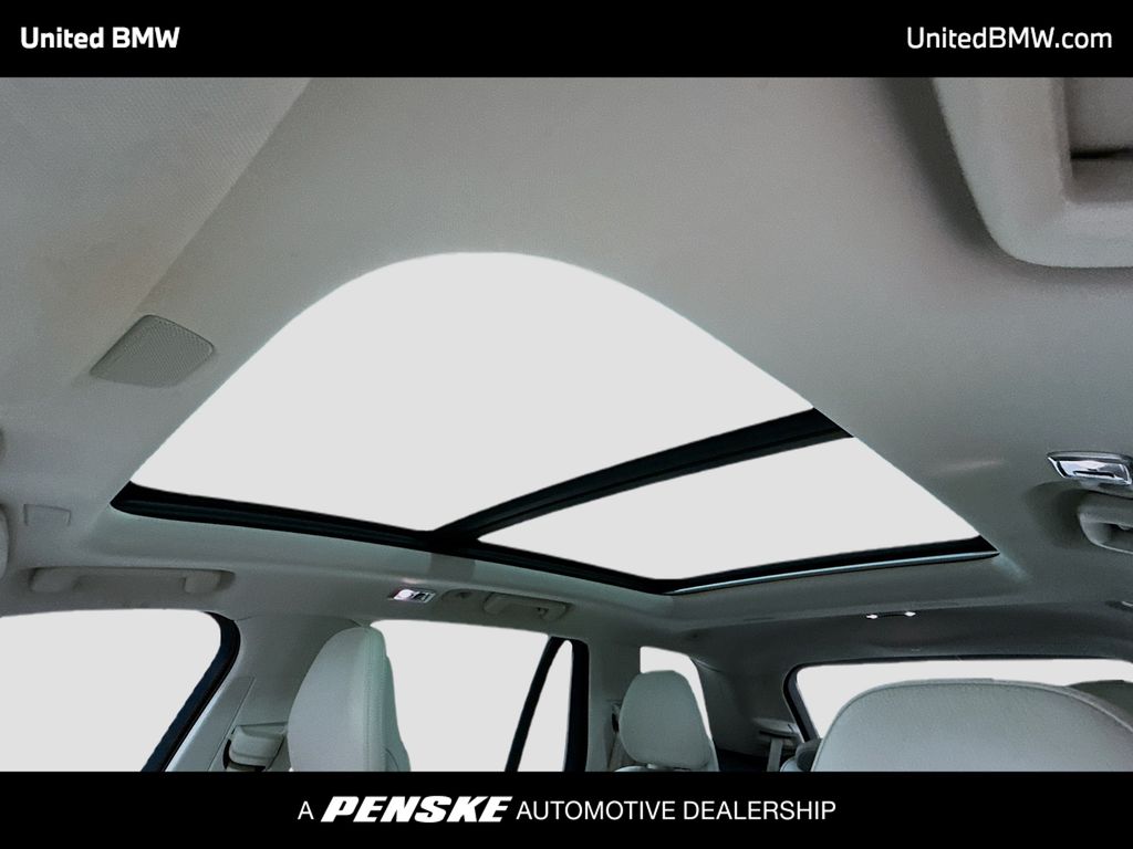 Thumbnail: 2021 Volvo XC90 - 11