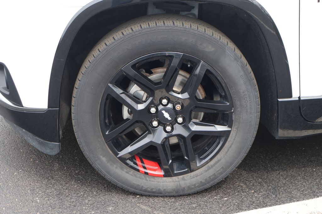 Thumbnail: 2020 Chevrolet Traverse - 12