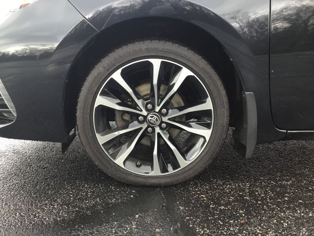 Thumbnail: 2019 Toyota Corolla - 9