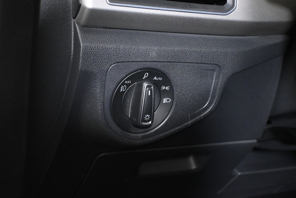 Thumbnail: 2019 Volkswagen Atlas - 29