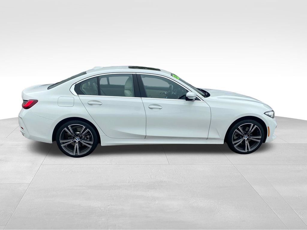 2024 BMW 3 Series 330i xDrive White at South Hills CDJR