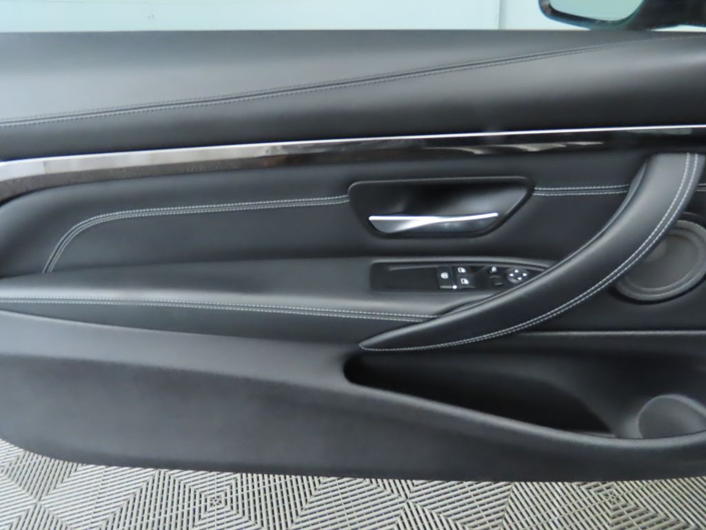 2019 BMW M4 Base 25