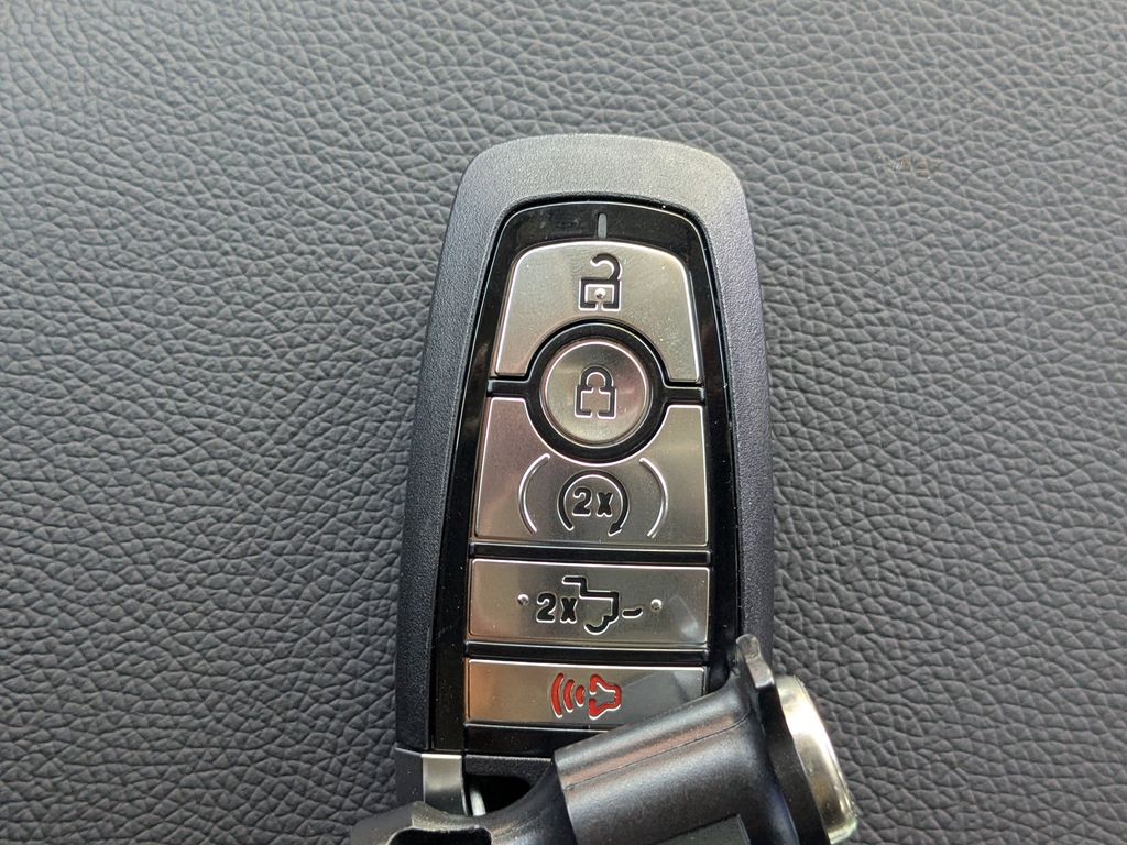 2026 Ford F-250 Super Duty Black Widow