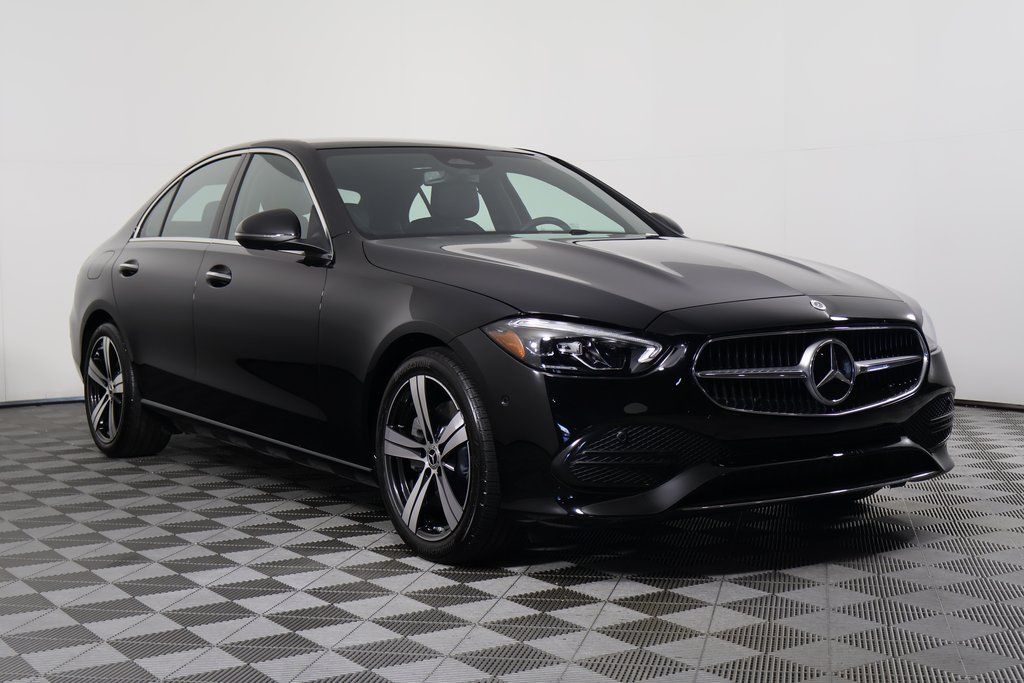 Thumbnail: 2025 Mercedes-Benz C-Class - 3