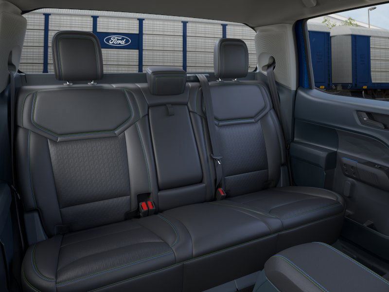 2025 Ford Maverick Lobo Standard