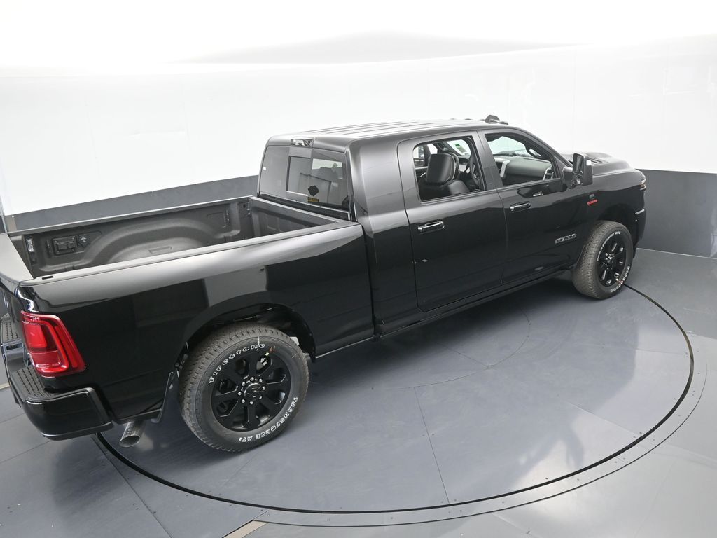 New 2026 Diamond Black Crystal Pearlcoat Ram Laramie image 51