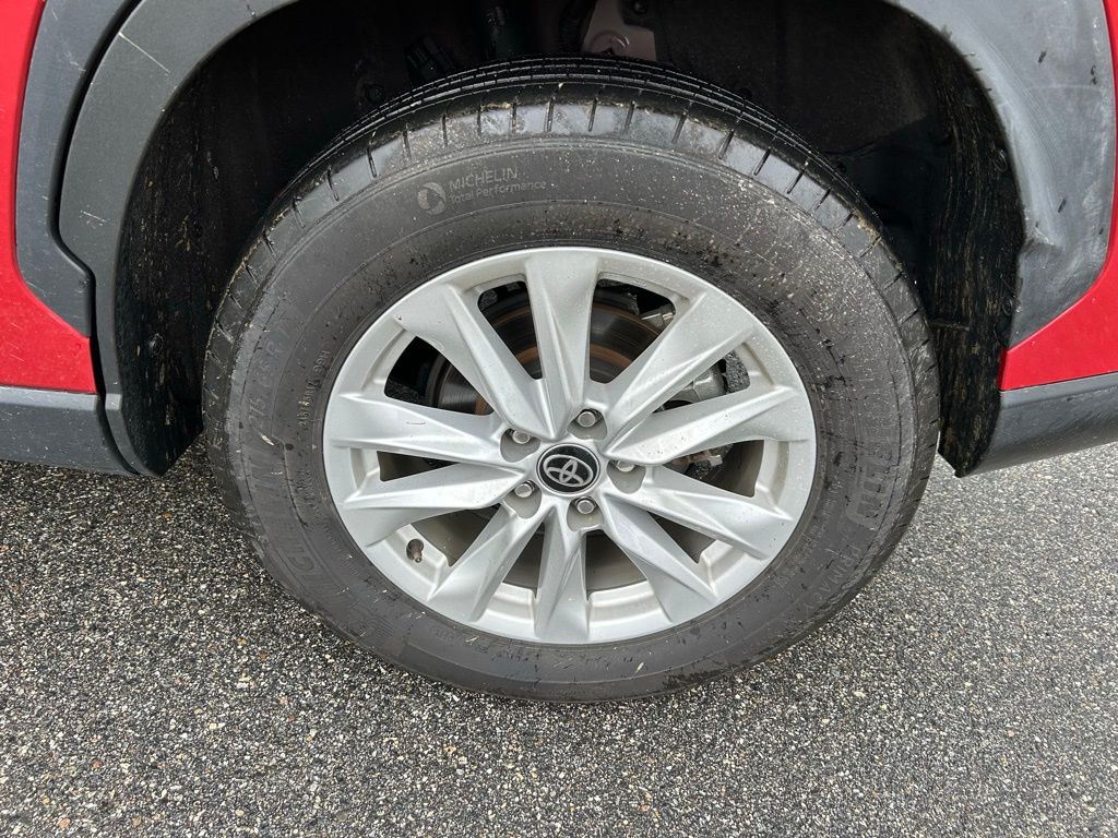 Thumbnail: 2024 Toyota Corolla Cross - 9