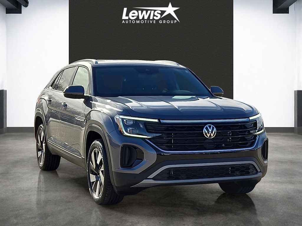 Used 2025 Volkswagen Atlas Cross Sport 2.0T SE w/Technology For Sale in Farmington, AR