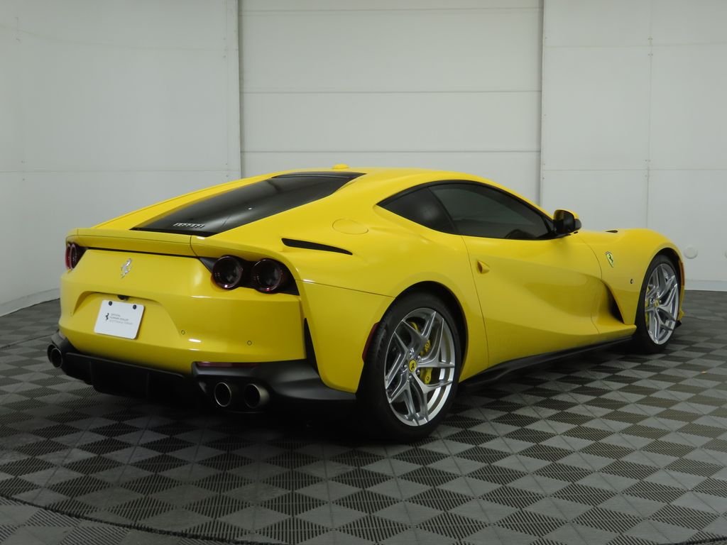 2019 Ferrari 812 Superfast 5