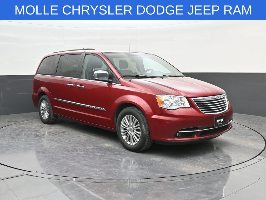 2015 Chrysler Town & Country Touring-L FWD