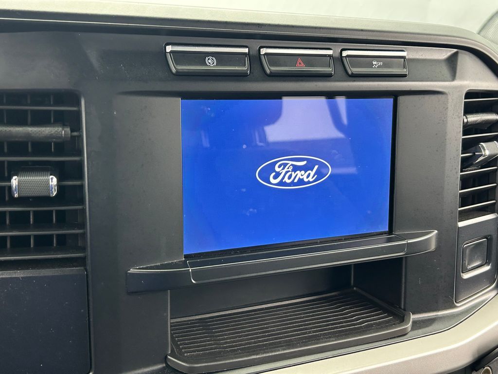 Used 2024 Oxford White Ford XLT image 36