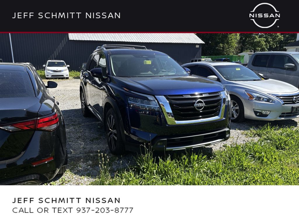 Deep Ocean Blue Pearl 2024 Nissan Pathfinder Platinum 4WD SUV / Crossover All-Wheel Drive 9-Speed Automatic