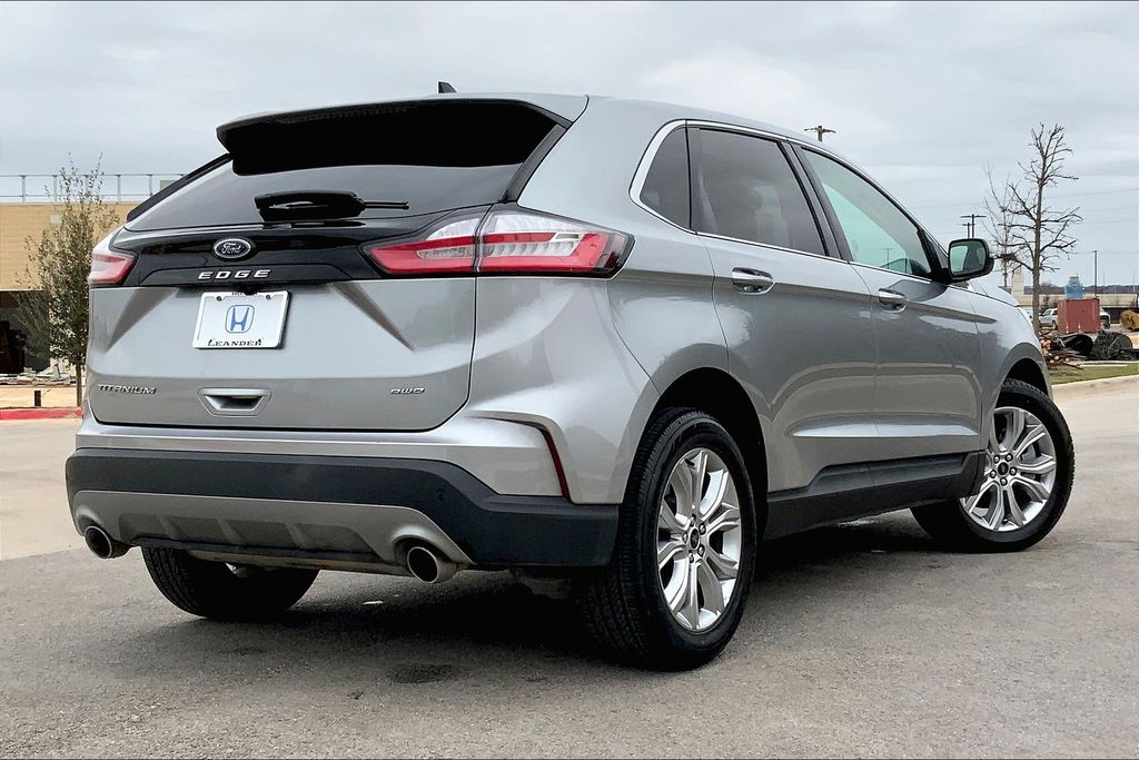 2024 Ford Edge Titanium 12