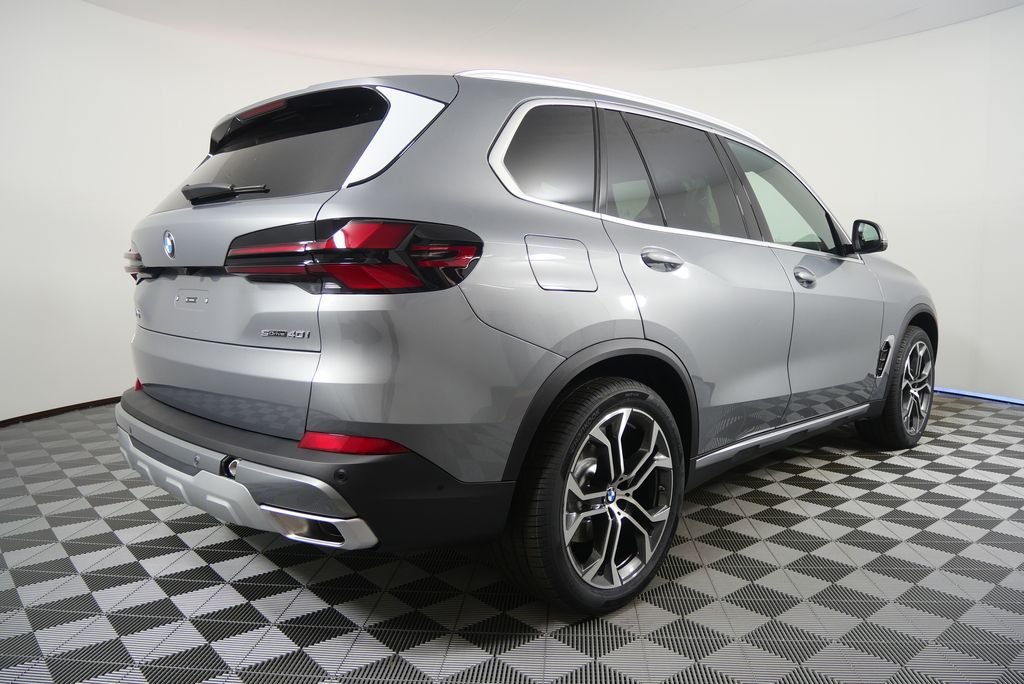 Thumbnail: 2026 BMW X5 - 3