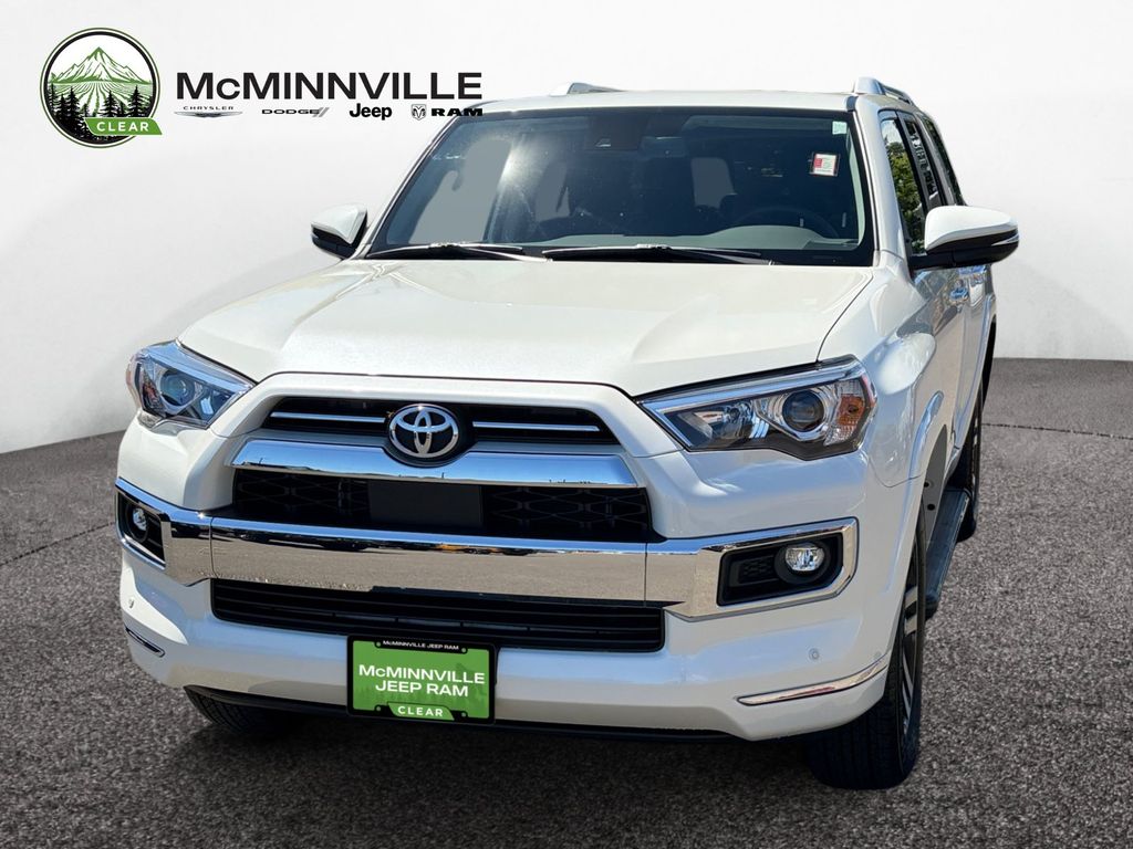 White (Blizzard Pearl) 2021 Toyota 4Runner SUV / Crossover All-Wheel Drive 5-Speed Automatic Overdrive