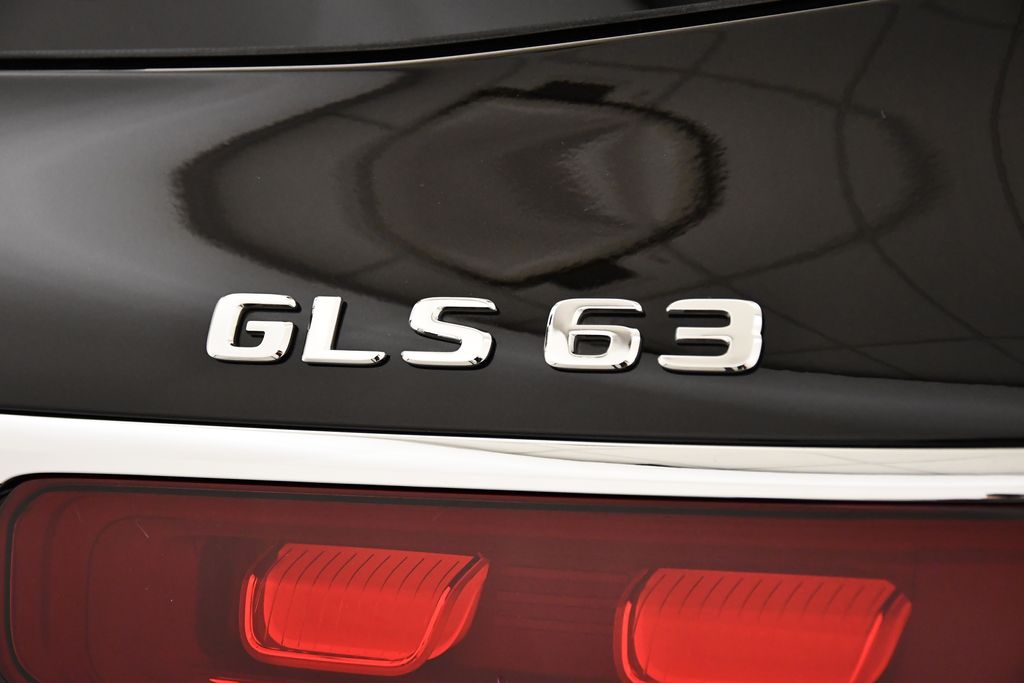 2025 Mercedes-Benz GLS 63 AMG 10