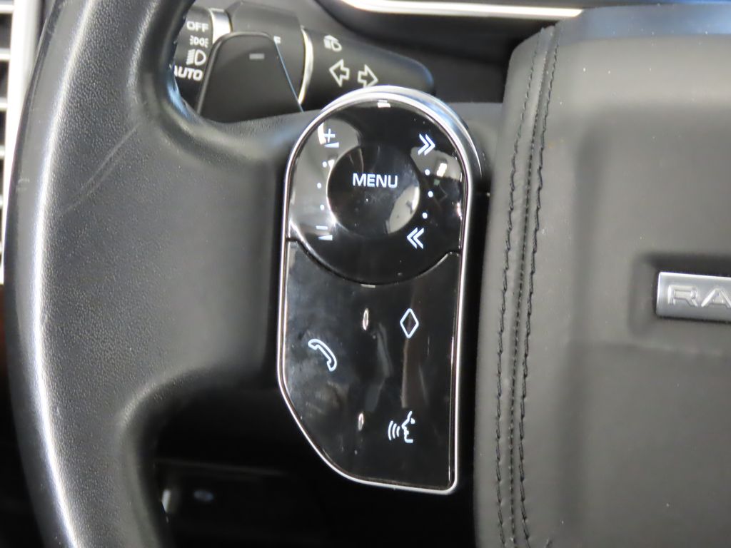 Thumbnail: 2019 Land Rover Range Rover - 19