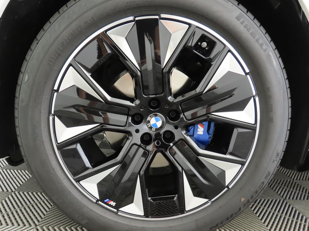 Thumbnail: 2026 BMW iX - 29