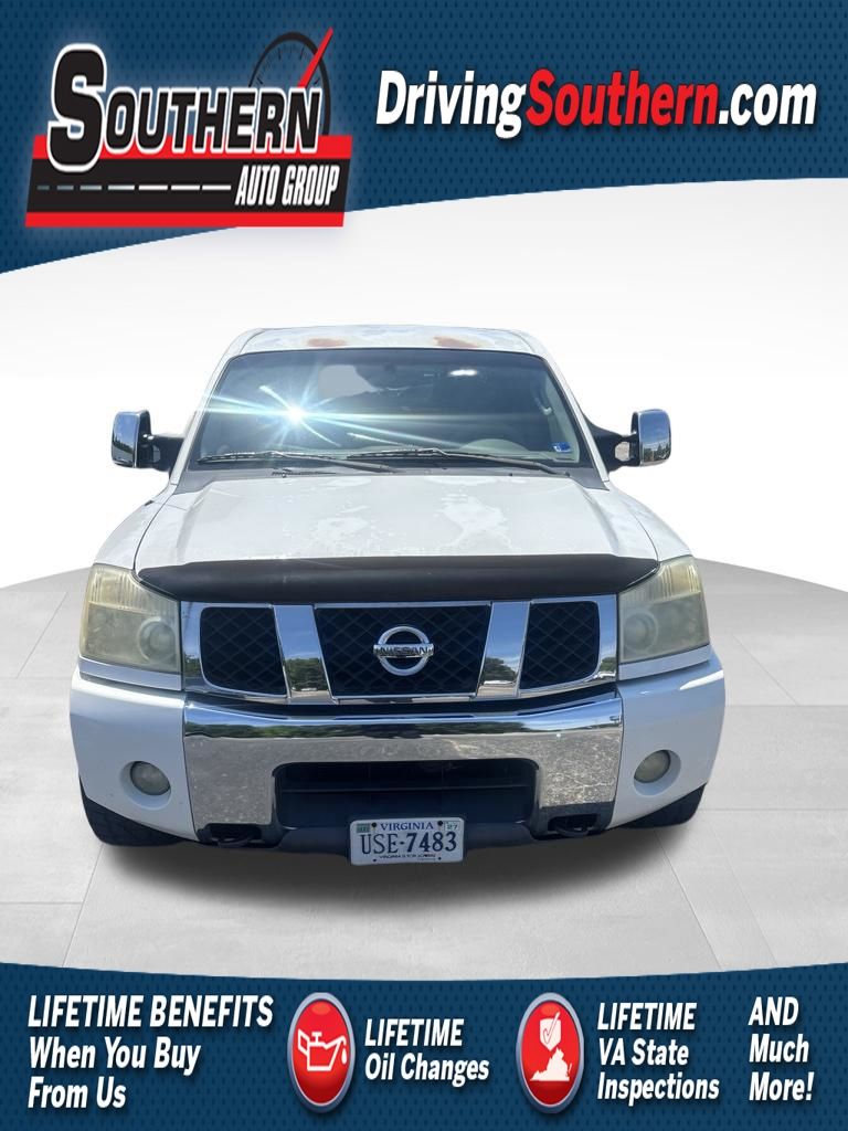 White 2005 Nissan Titan Pickup Truck Four-Wheel Drive 5-Speed Automatic