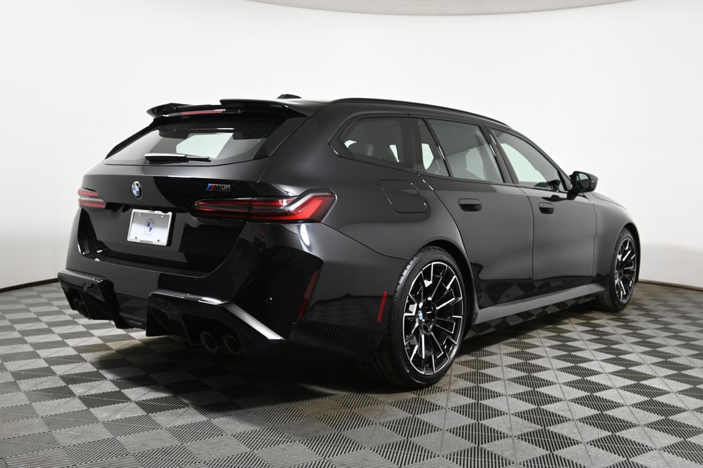Thumbnail: 2026 BMW M5 - 7
