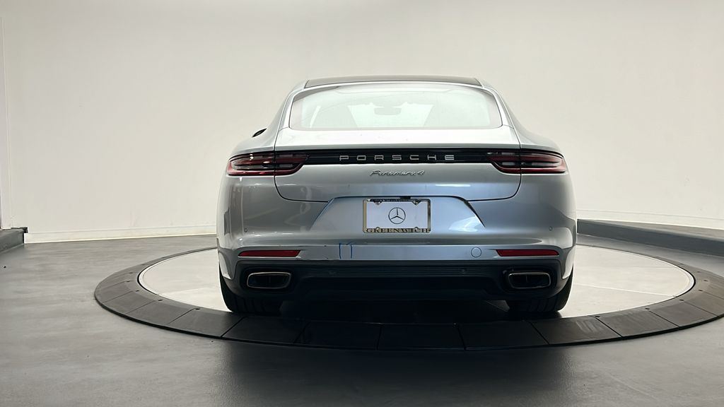 2020 Porsche Panamera Base 6