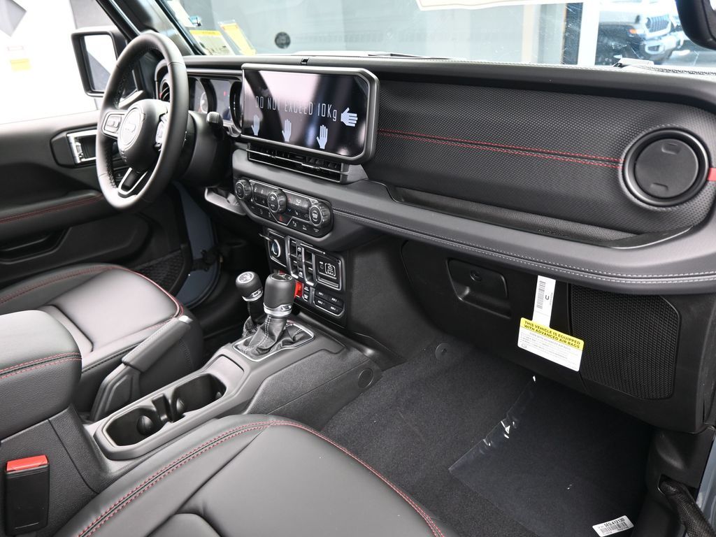 New 2026 Anvil Clearcoat Jeep Rubicon image 38