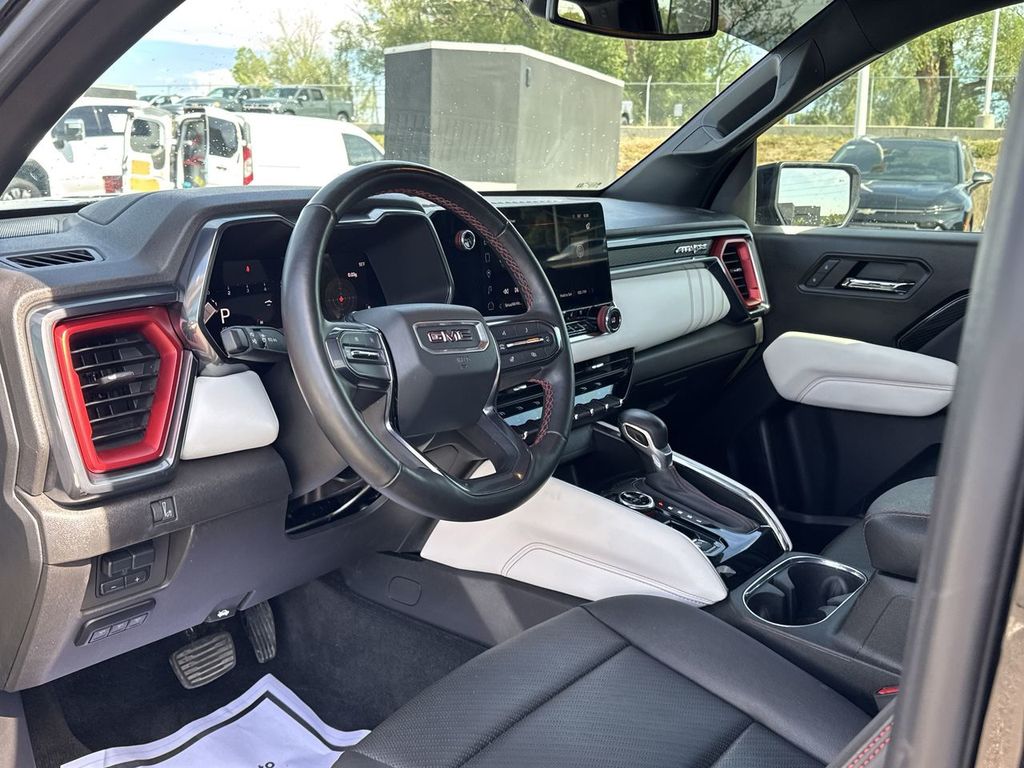 Used 2023 GMC Canyon Truck