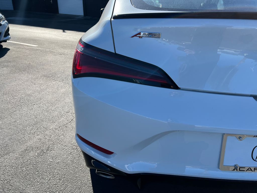 Thumbnail: 2026 Acura Integra - 11