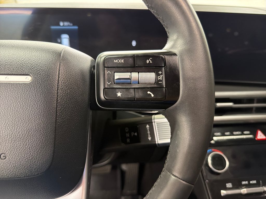 Certified Used 2024 Black Hyundai SEL image 21