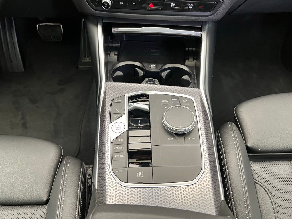 2024 BMW 3 Series 330i xDrive 13