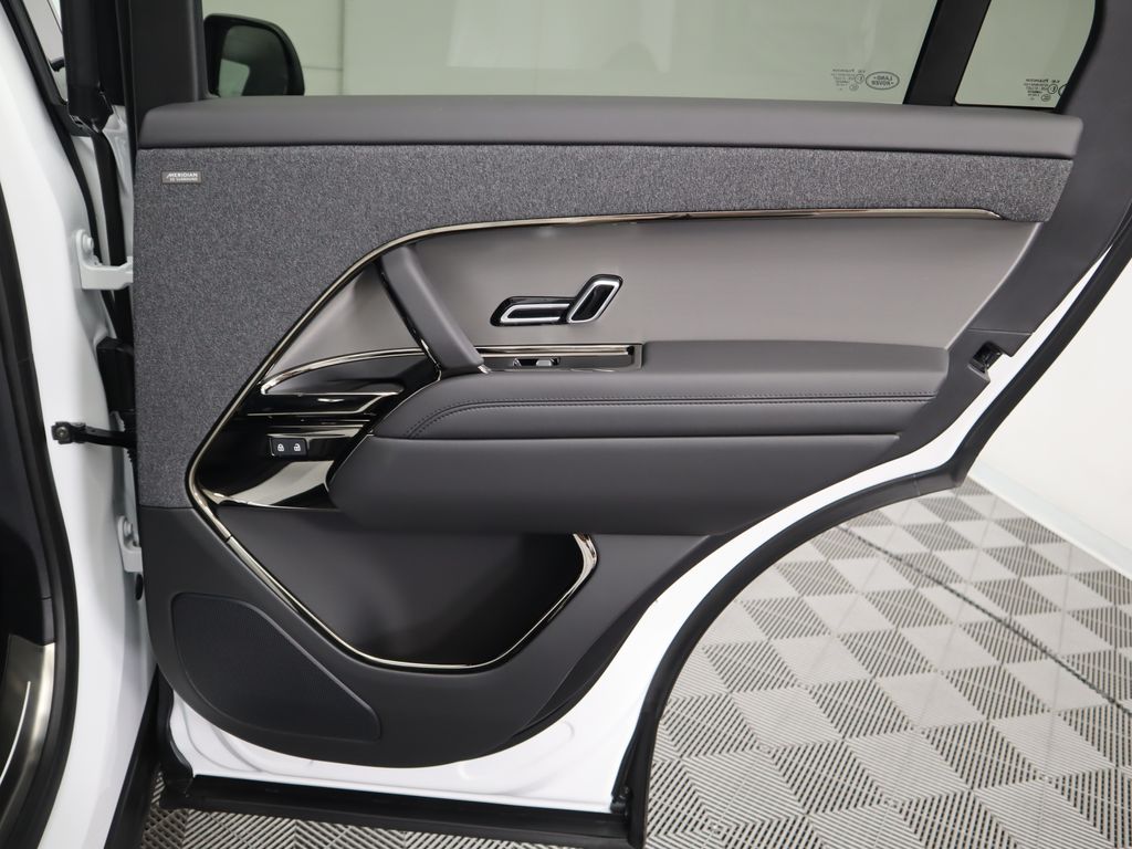2025 Land Rover Range Rover Sport Dynamic 29