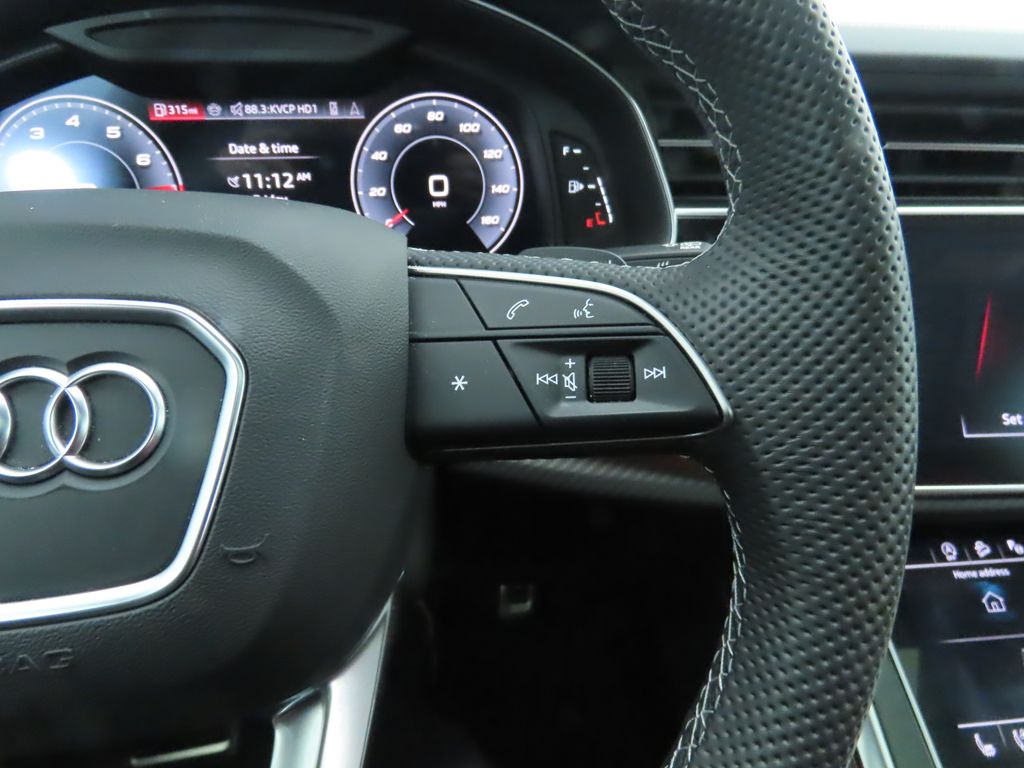 Thumbnail: 2025 Audi SQ7 - 12