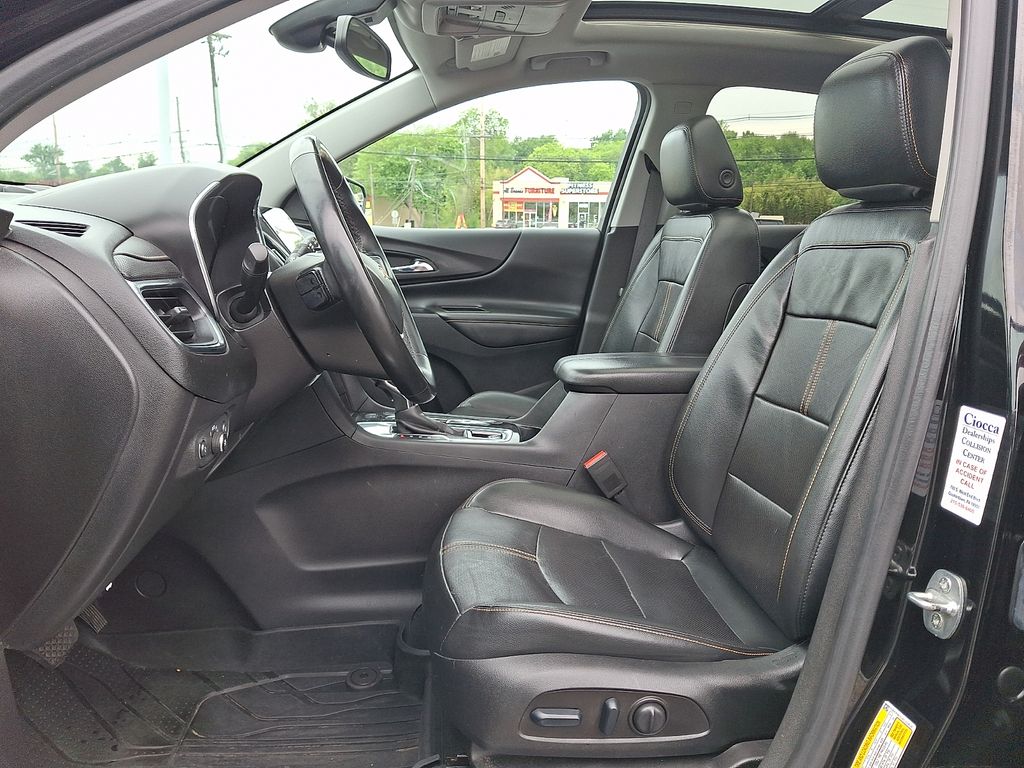 used 2023 Chevrolet Equinox car, priced at $26,213