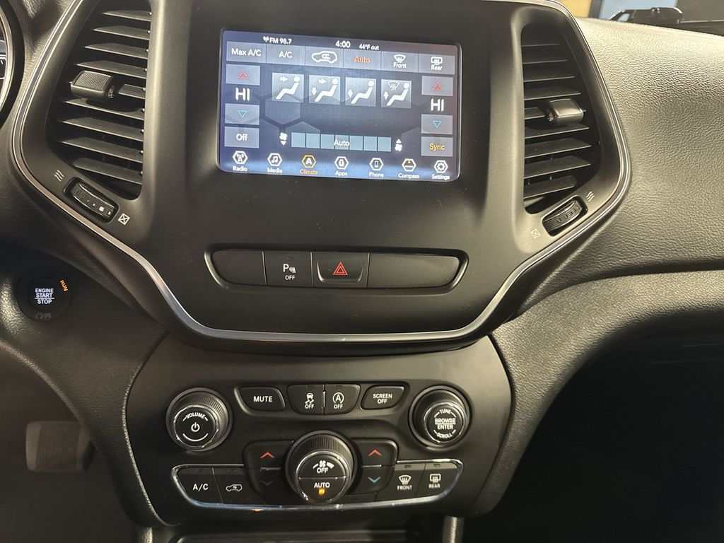 used 2019 Jeep Cherokee car, priced at $16,702