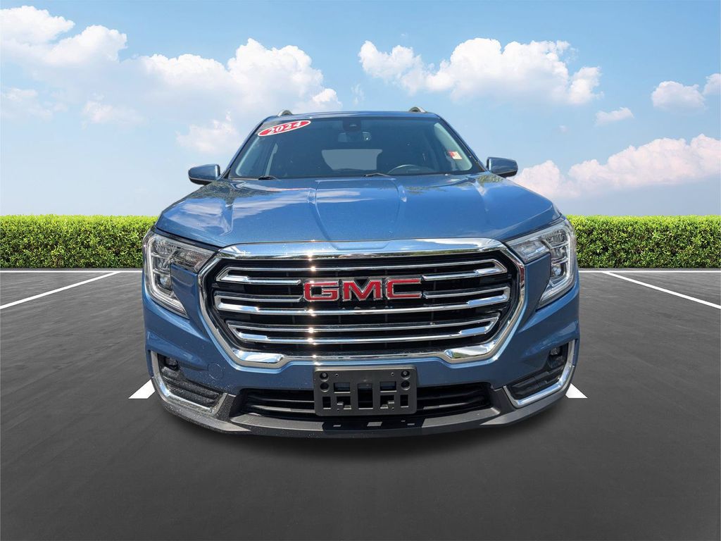 Used 2024 GMC Terrain SUV