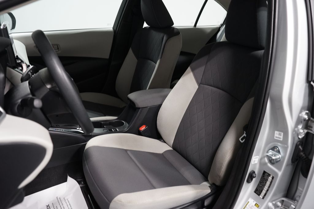 Thumbnail: 2025 Toyota Corolla - 24