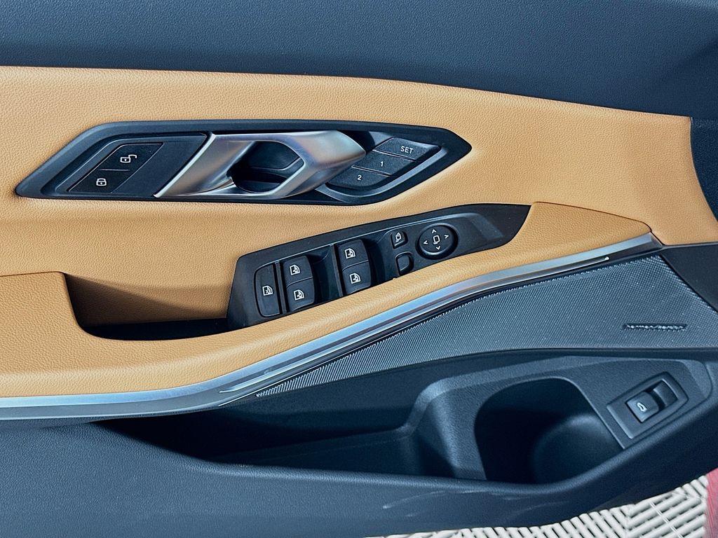 Thumbnail: 2026 BMW 3 Series - 20