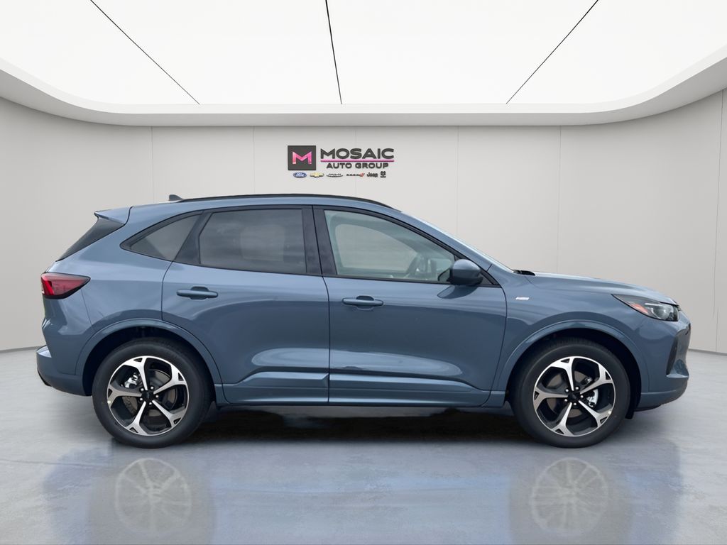 2025 Ford Escape Hybrid